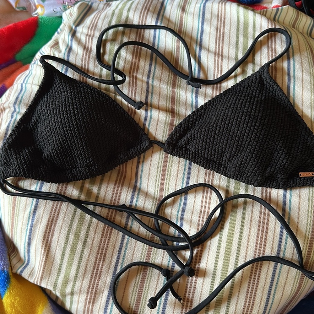 PINK Triangle Crinkle Bikini Top - Picture 15 of 15